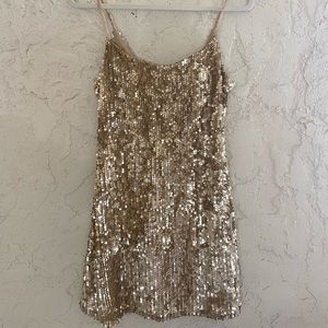 Sequins dress! Perfect for New Years!!